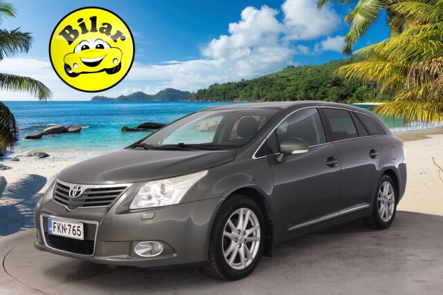 Toyota Avensis 2012