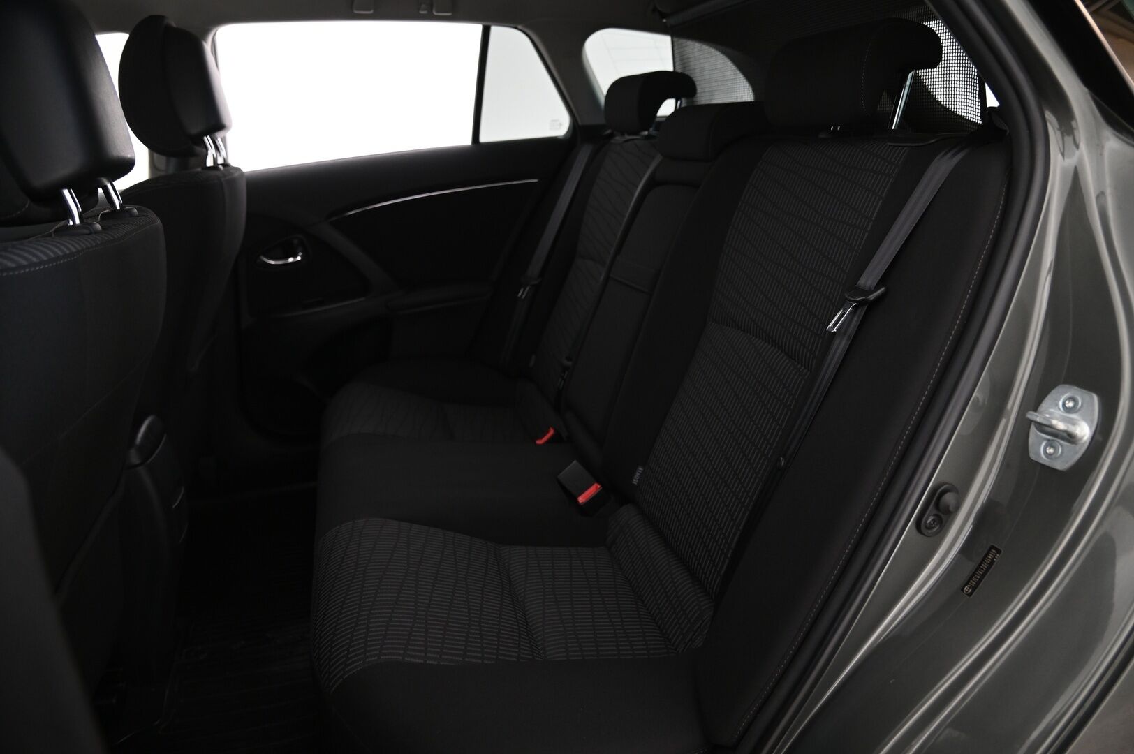Toyota Avensis 2012 1,8 Valvematic Sol Edition Wagon - Vakkari | Koukku | kahdet renkaat | P.tutka | Lohko | 