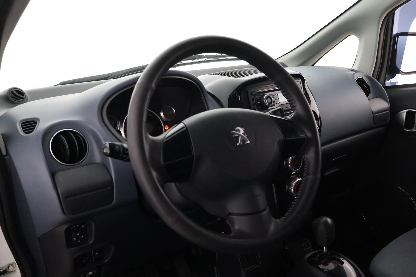 Peugeot iOn 2011 Active *MYYDÄÄN HUUTOKAUPAT.COM KAUTTA*