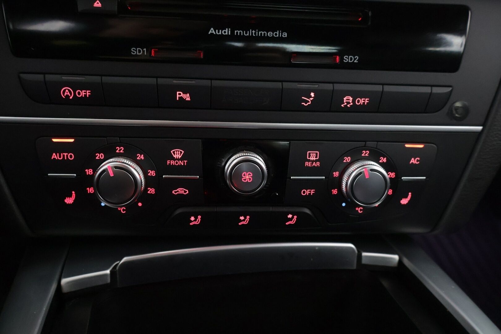 Audi A7 2012 Business 3,0 V6 TDI 180 kW quattro ** HUD / S-Penkit muistilla / Koukku / Nahat** - Kattava huoltohistoria, Ei AdBlueta, Mekatroniikka uusittu 2024