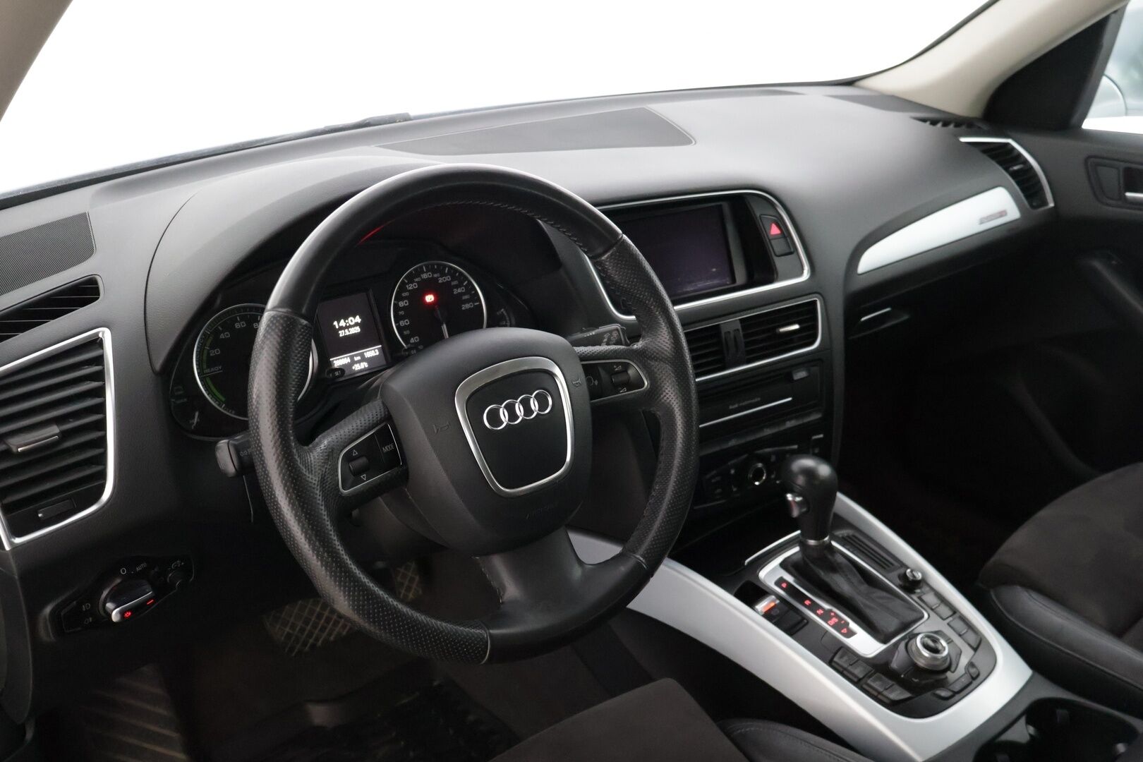 Audi Q5 2012 2,0 TFSI hybrid quattro tiptronic-autom. - * Myydään Huutokaupat.com *