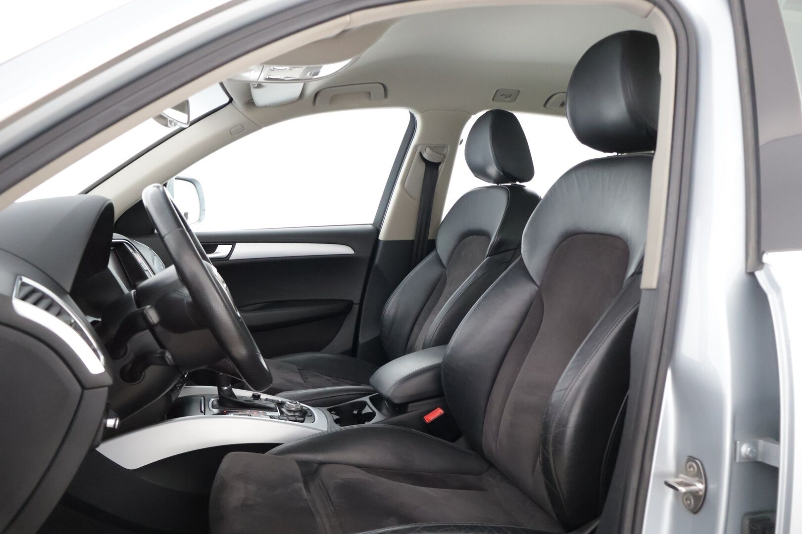 Audi Q5 2012 2,0 TFSI hybrid quattro tiptronic-autom. - * Myydään Huutokaupat.com *