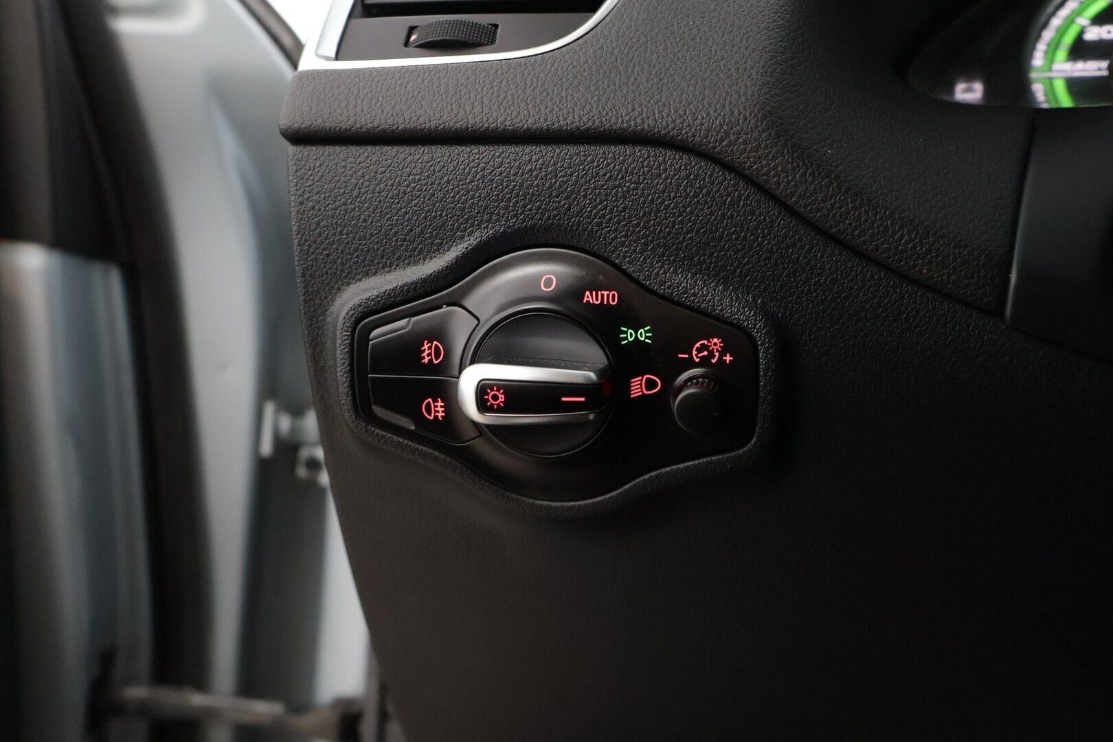Audi Q5 2012 2,0 TFSI hybrid quattro tiptronic-autom. - * Myydään Huutokaupat.com *