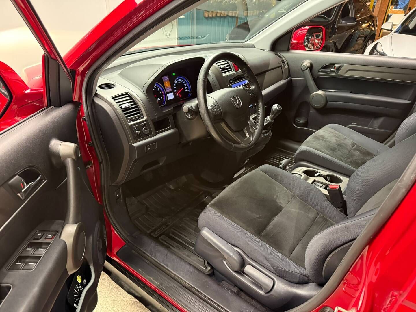 Honda CR-V 2012 2,0 Nordic 4 x 4 - 1.OM Suomiauto | Vetokoukku | Vakkari | Parkkitutkat | Kangas-Alcantara | 2x renkaat aluvantein | Juuri saapunut! - KORKO VAIN 3,99 %
