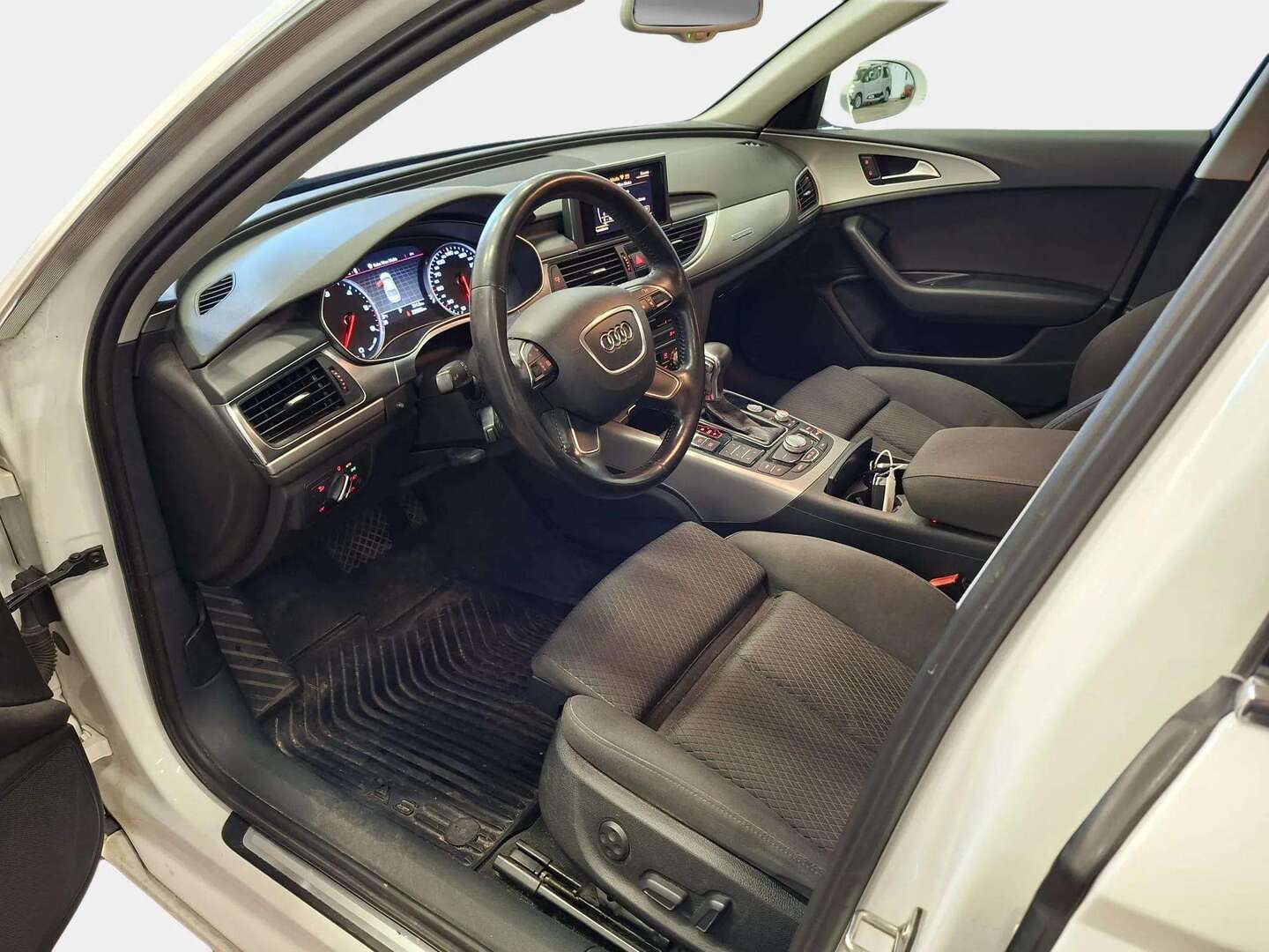 Audi A6 2012, bild 3/4