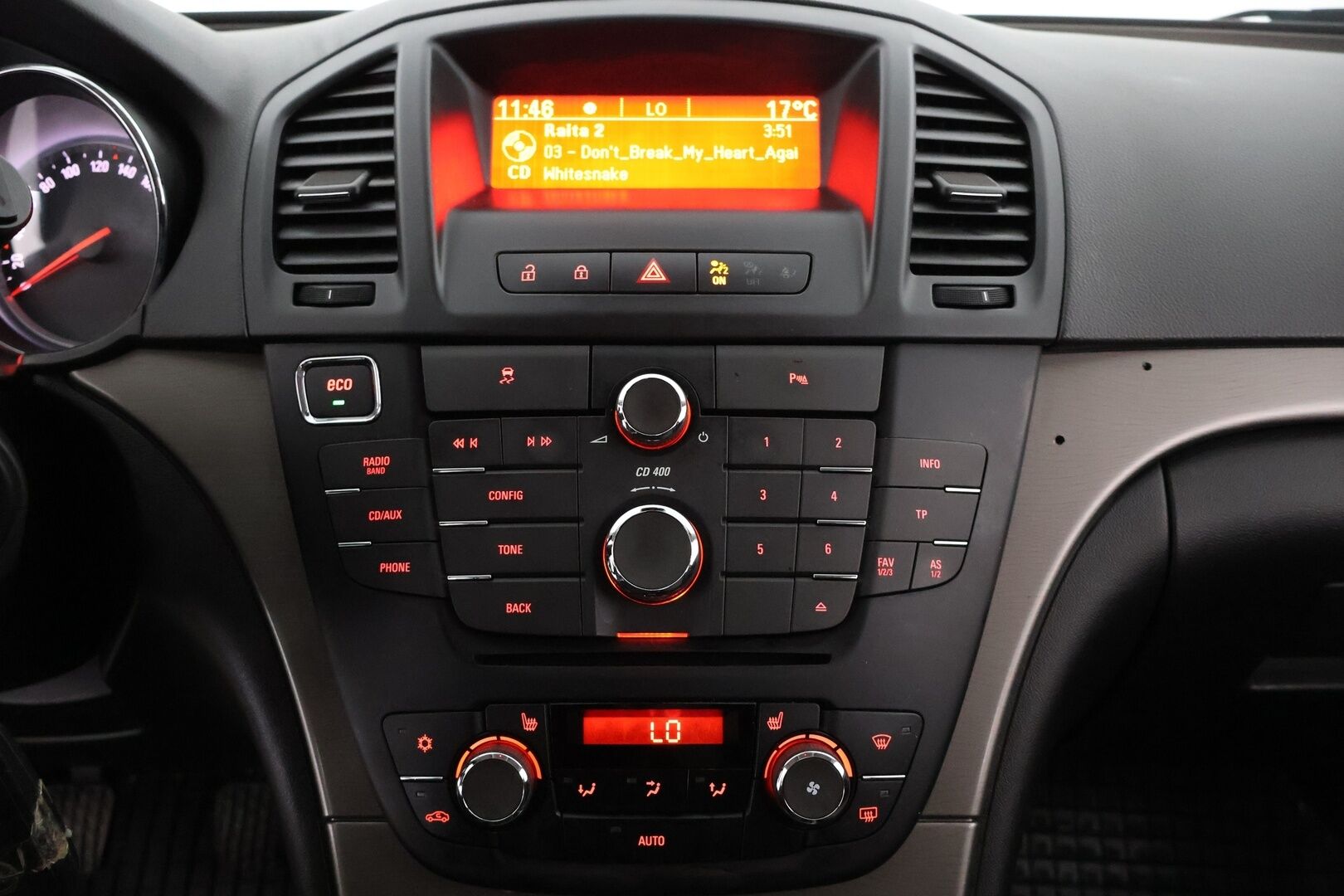 Opel Insignia 2012 5-ov Edition 2,0 CDTI ecoFLEX Start/Stop 118kW MT6 BL - Suomi-Auto | Vetokoukku | Tutkat | Vakkari