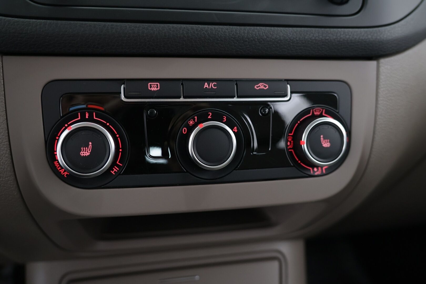 Volkswagen Golf Plus 2012 Comfortline 1,2 TSI 77 kW (105 hv) DSG-automaatti / Vakkari / Suomi-auto /