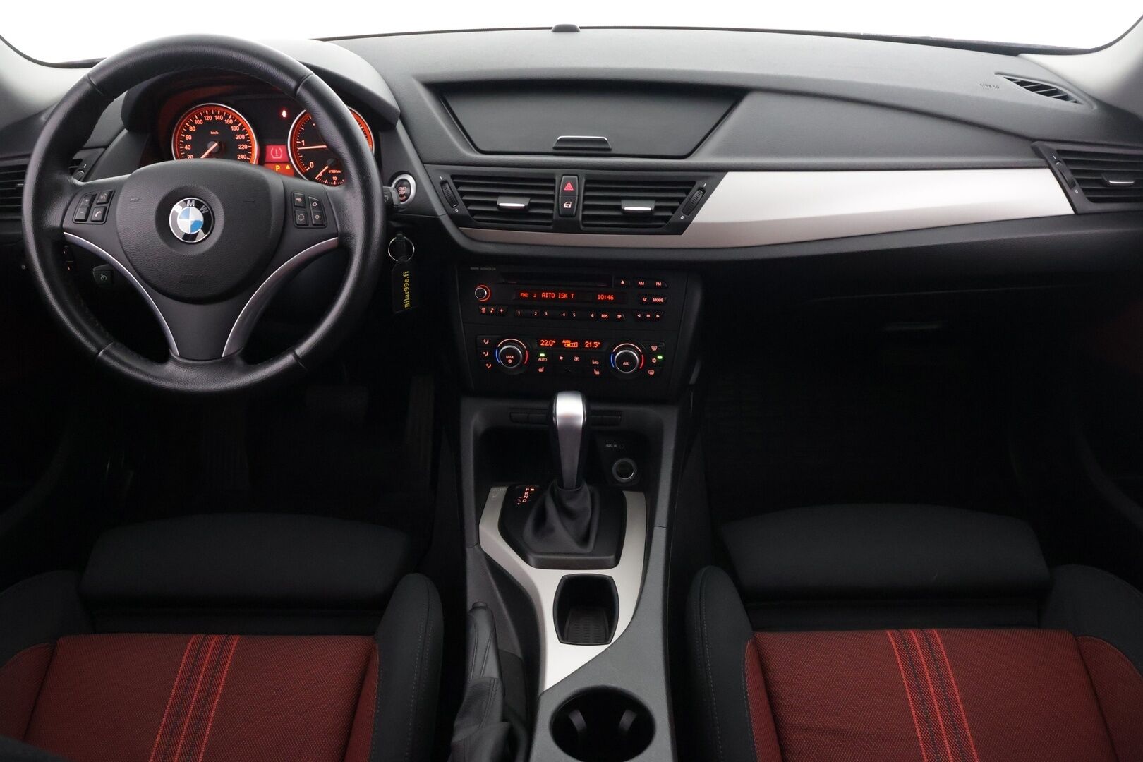 BMW X1 2012 xDrive20d TwinPower Turbo A Limited xDrive Edition E84 - Sportti-penkit / Lohko / Xenon 