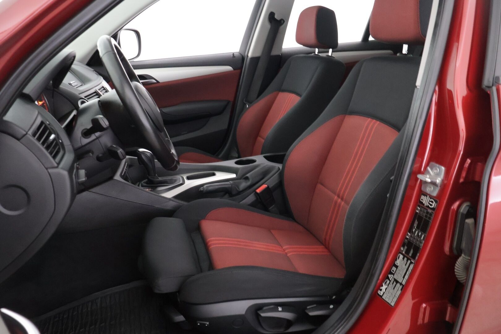 BMW X1 2012 xDrive20d TwinPower Turbo A Limited xDrive Edition E84 - Sportti-penkit / Lohko / Xenon 