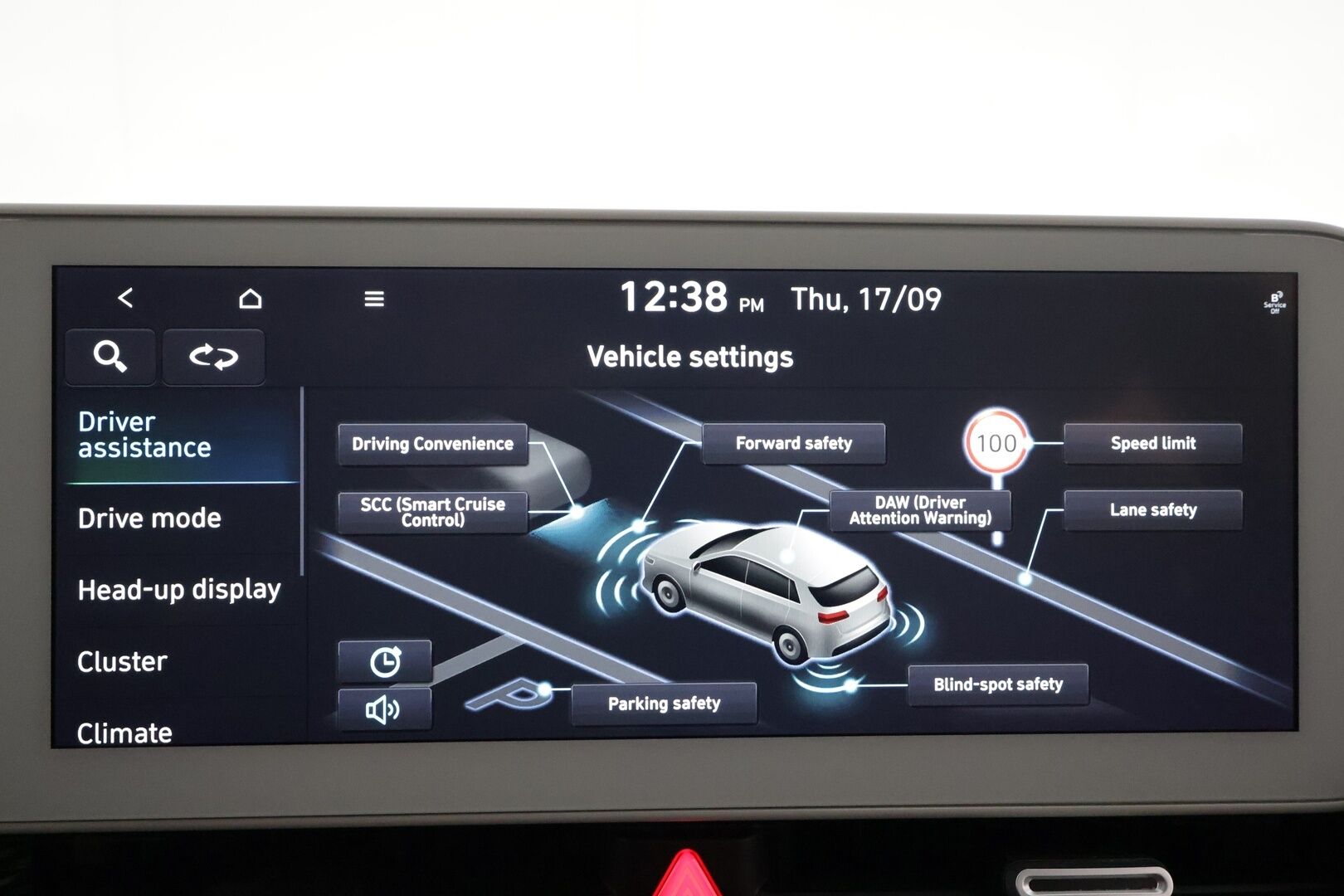 Hyundai IONIQ 5 2022 73 kWh 217 hv Premium - | ACC | ILP | Koukku | HUD | 360° | BOSE | Ilm. relax nahat | V2L | HDA | BSM | Muistipenkki | Ambient light | Merkkihuollot | 2x renkaat aluin | 