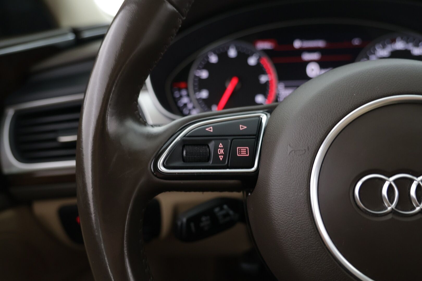 Audi A6 2014 Sedan Business 2,0 TFSI 132 kW multitronic Start-Stop - | Sähkpenkit muistilla | S-line | Webasto |