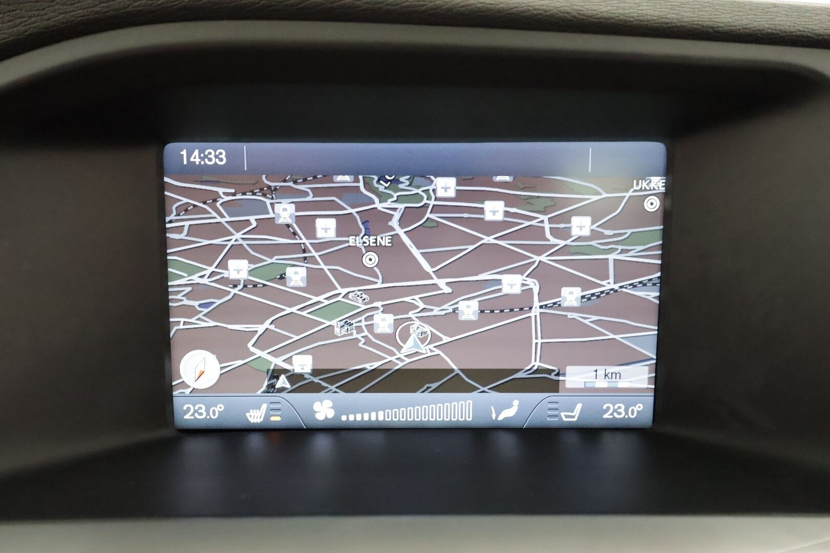 Volvo S60 2014 T3 Momentum aut * 1.Om Suomi-auto / Vakkari / P.tutka / Navi / Digimittaristo / Kaarreajovalot / Puolinahat * - Kahdet renkaat aluvanteilla / Merkkihuollettu / Juuri katsastettu - HULLU BLACKWEEK KORKOTARJOUS 2,49%