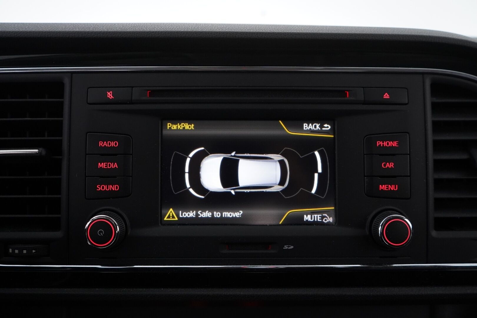 Seat Leon 2014 1,4 TSI 140 Style *Koukku / Tutkat / Vakkari / Lohko* - KATSO KAMPANJAHINTA! / Kahdet OEM Vanteet / Nokian renkaat / Juuri huollettu / Seuraava katsastus 7.4.2026 - Osta nyt, maksa vasta ensi vuonna