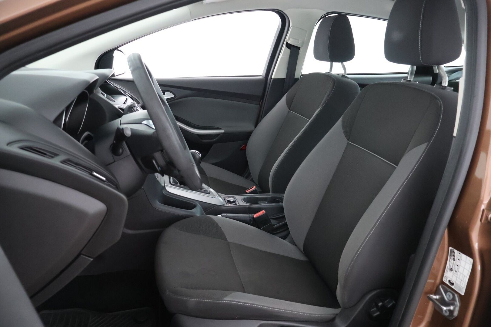 Ford Focus 2013 1,6 TDCi 95 hv Start/Stop Trend M6 4-ovinen - Hyvin pidetty | Vakkari | Aux | Huoltokirja