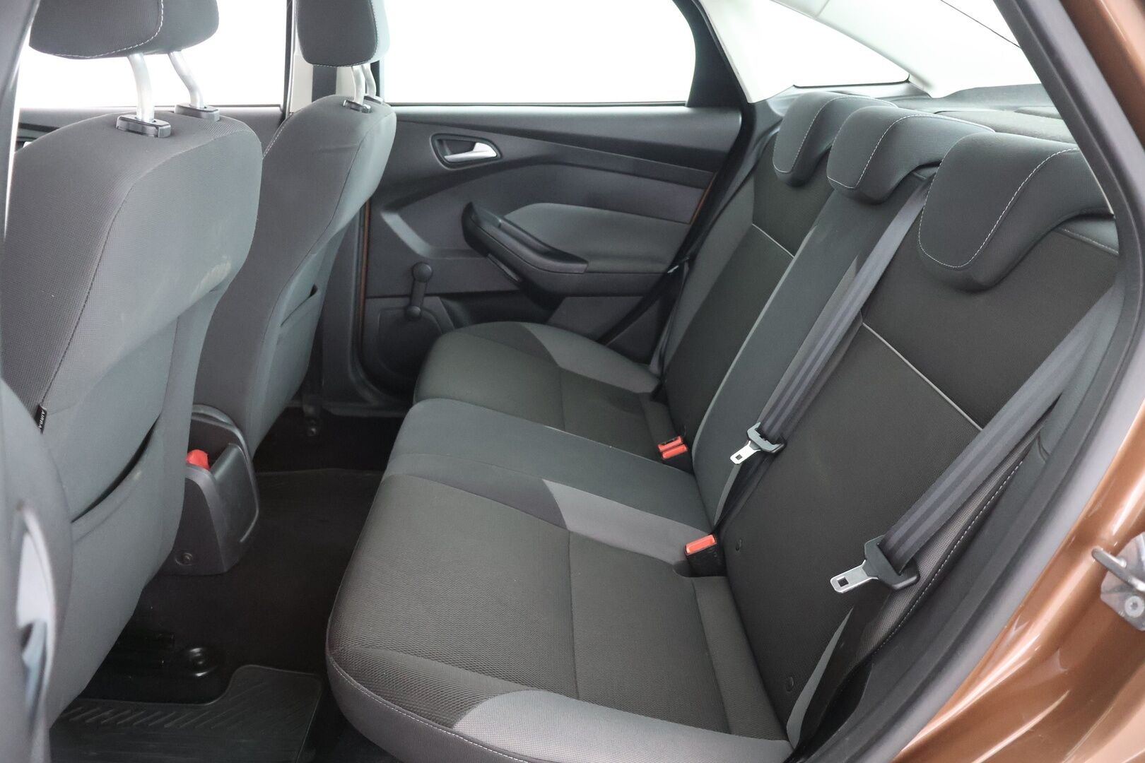 Ford Focus 2013 1,6 TDCi 95 hv Start/Stop Trend M6 4-ovinen - Hyvin pidetty | Vakkari | Aux | Huoltokirja