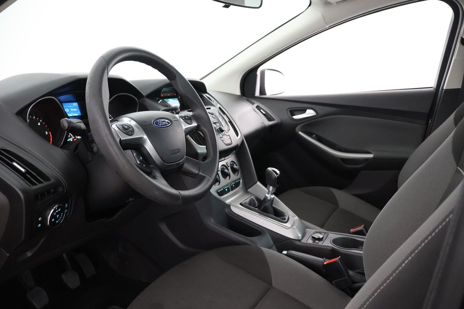 Ford Focus 2013 1,6 TDCi 95 hv Start/Stop Trend M6 4-ovinen - Hyvin pidetty | Vakkari | Aux | Huoltokirja