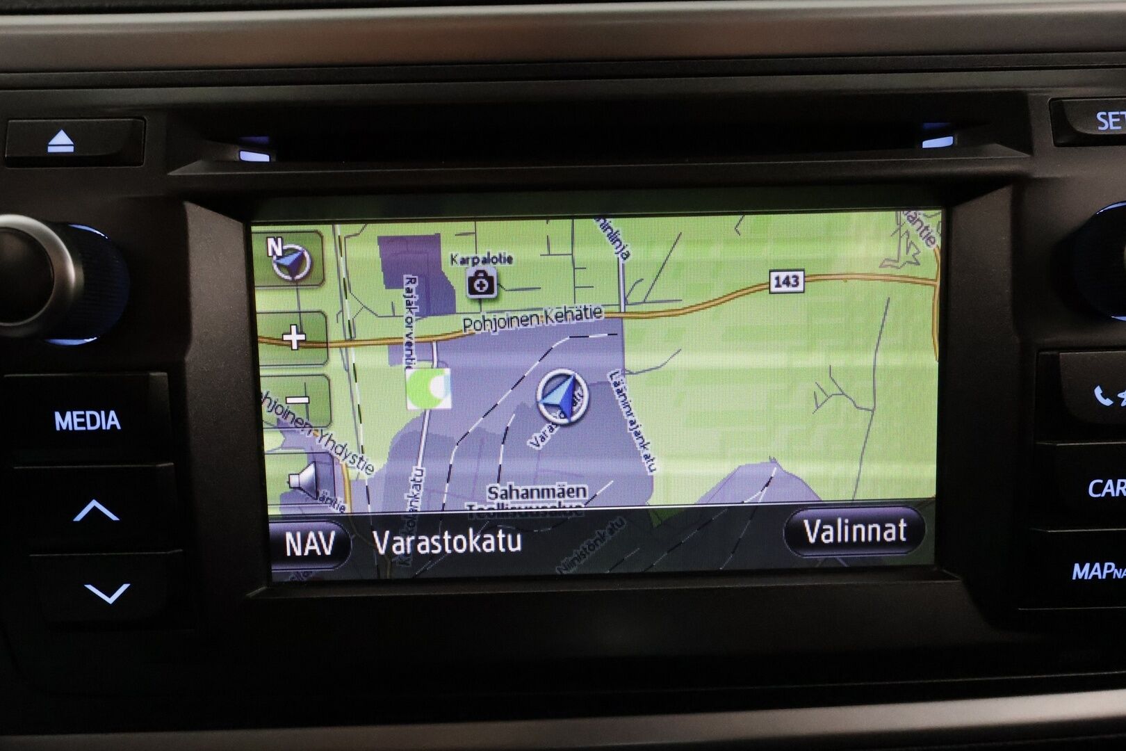 Toyota Auris 2013 1,6 Valvematic Active 5ov **Suomi-auto / P. Kamera / Navi / AC / Lohkolämmitin / 2x Renkaat**