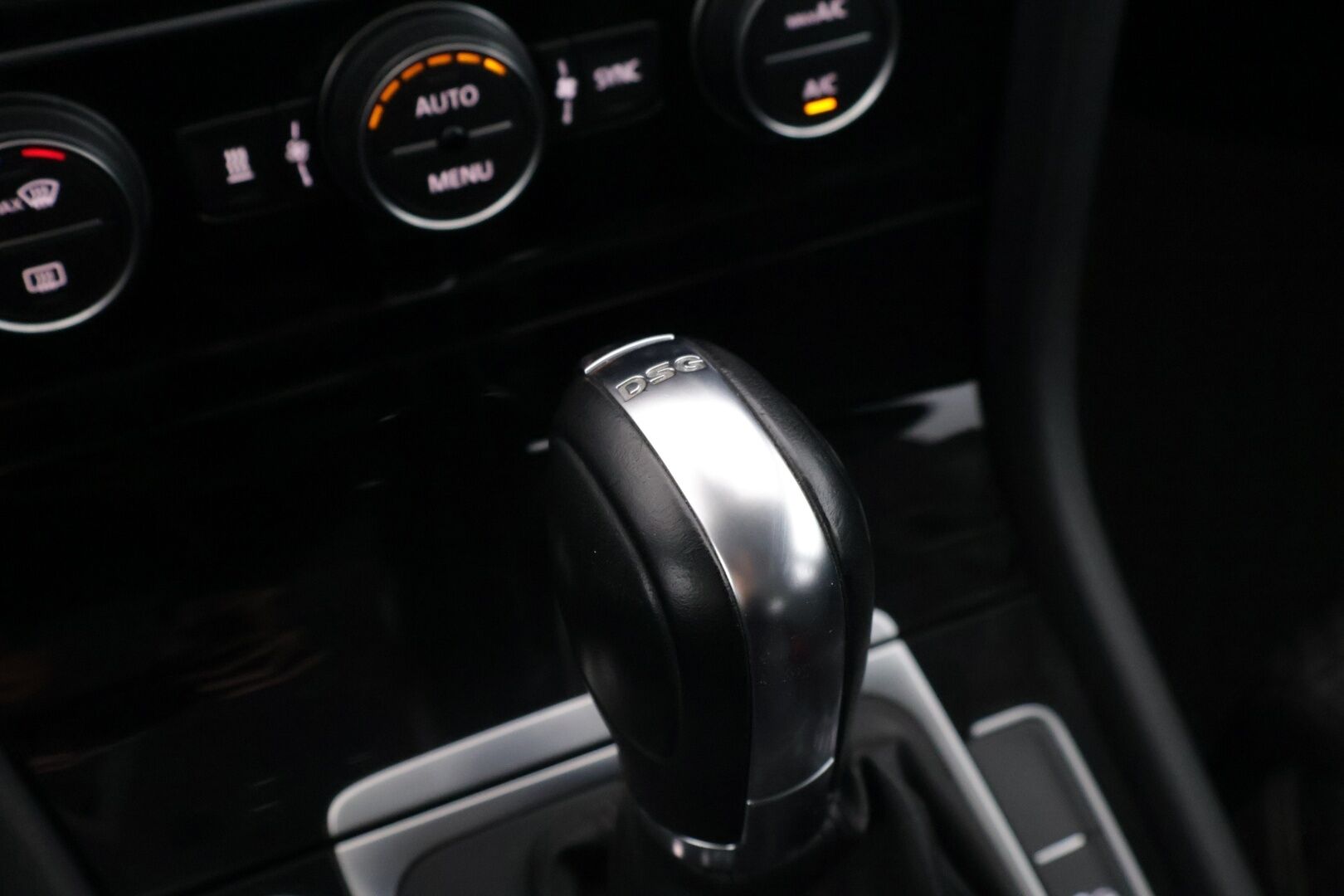 Volkswagen Golf 2014 Variant Highline 1,4 TSI 90 kW (122 hv) BlueMotion Technology DSG-automaatti - | Suomi-auto | Webasto |  KeylessGo | Ergo-Active istuimet |