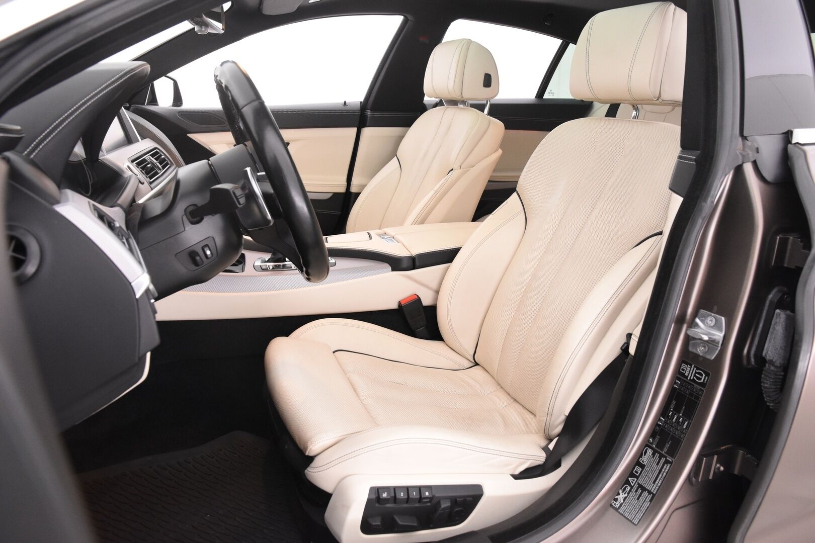 BMW 650 2014 TwinPower Turbo M-Sport A xDrive F06 Gran Coupé *Suomi-auto / Individual / Webasto / Driving assistant plus / Digimittaristo / HUD / Kattoikkuna*