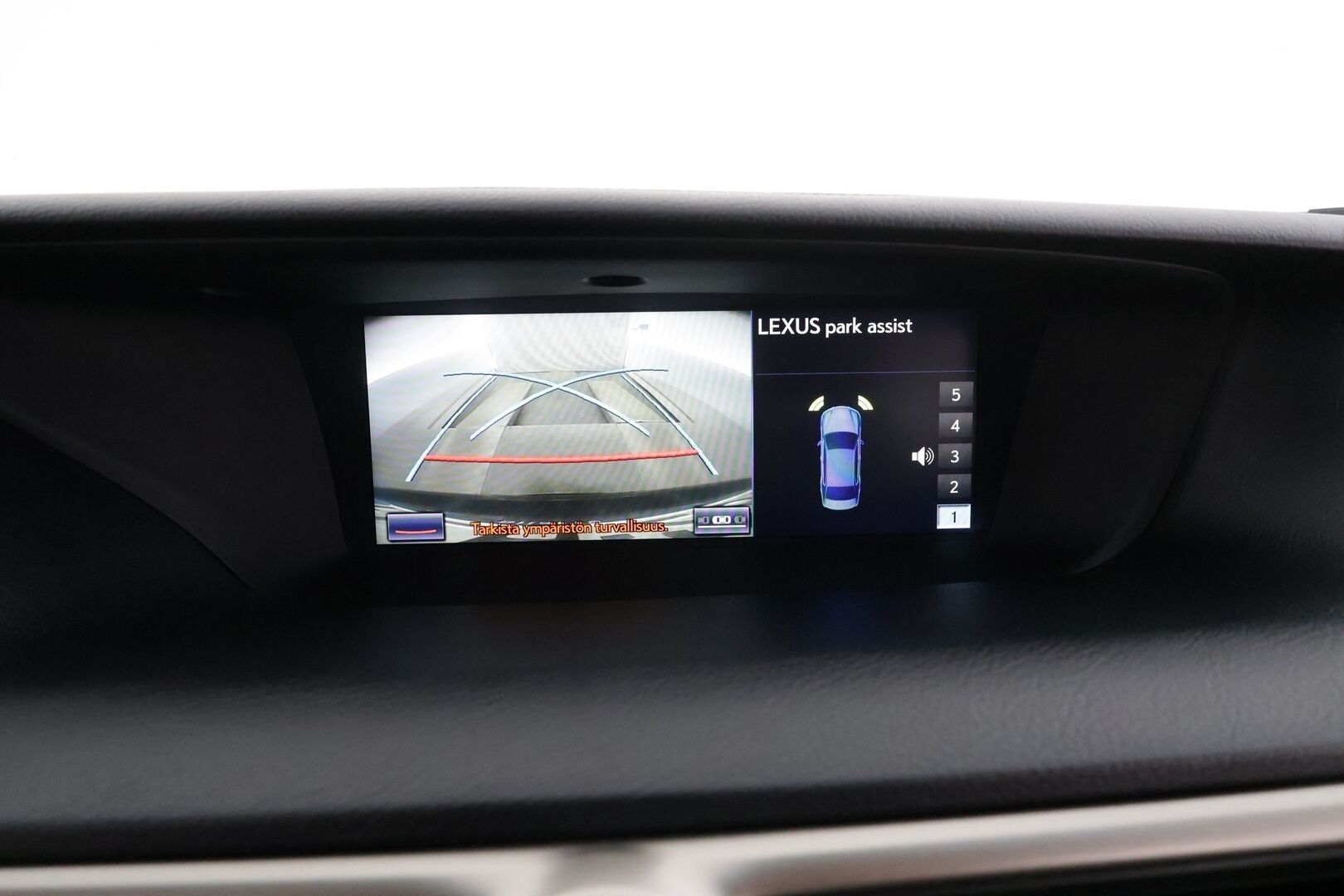 Lexus GS 2014 300h Hybrid A Executive * ACC / P.kamera / Muistipenkki / Navi / Bi-Xenon / Ratinlämmitin / KeylessGo * - Suomi-auto / Kahdet renkaat aluvanteilla