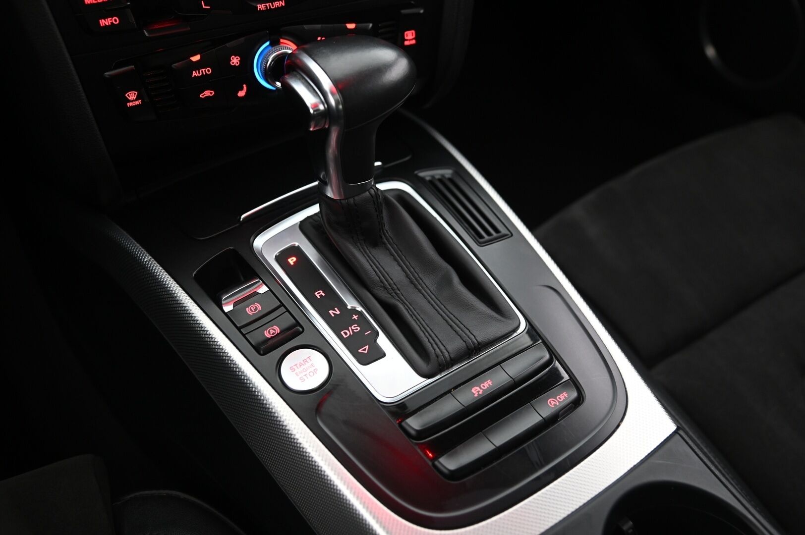Audi A5 2014 Sportback Land of quattro Edition 2,0 TFSI 165 kW quattro S tronic-autom.*S-line / Webasto / Bang&Olufsen / Kattoluukku* - *Vetokoukku / Muistipenkit / Juuri katsastettu / Suomi-auto / vakkari*