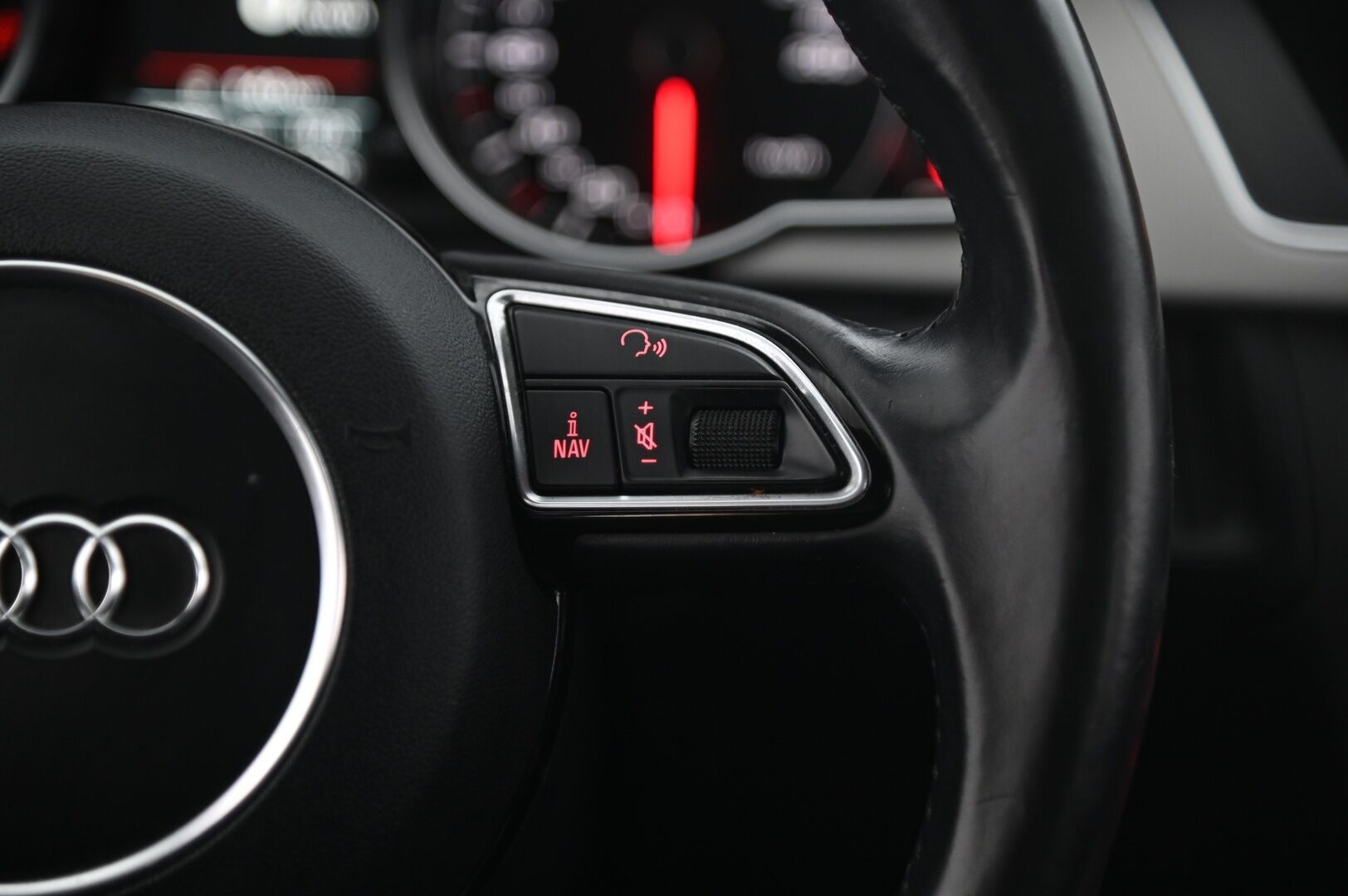 Audi A5 2014 Sportback Land of quattro Edition 2,0 TFSI 165 kW quattro S tronic-autom.*S-line / Webasto / Bang&Olufsen / Kattoluukku* - *Vetokoukku / Muistipenkit / Juuri katsastettu / Suomi-auto / vakkari*