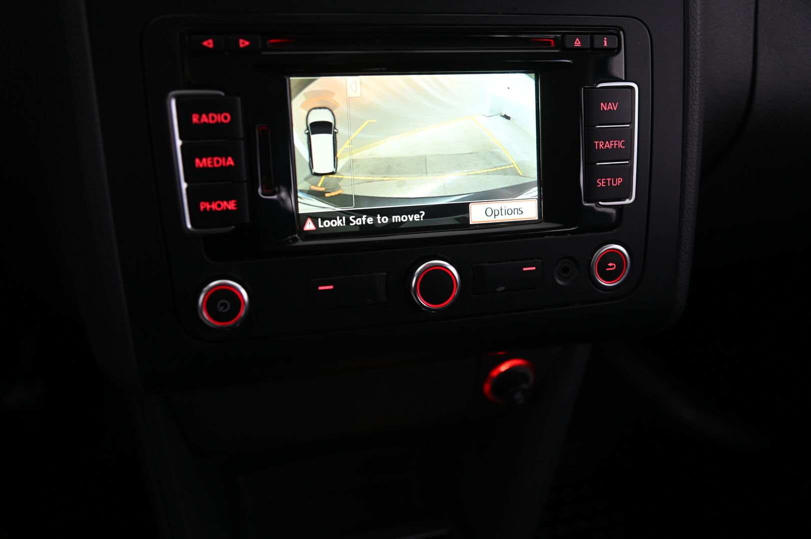 Volkswagen Touran 2014 Highline 2,0 TDI 103 kW (140 hv) BlueMotion Technology DSG-automaatti - Suomi-auto | Webasto | Koukku | Vakkari | Hyvin huollettu! | Uudet renkaat!