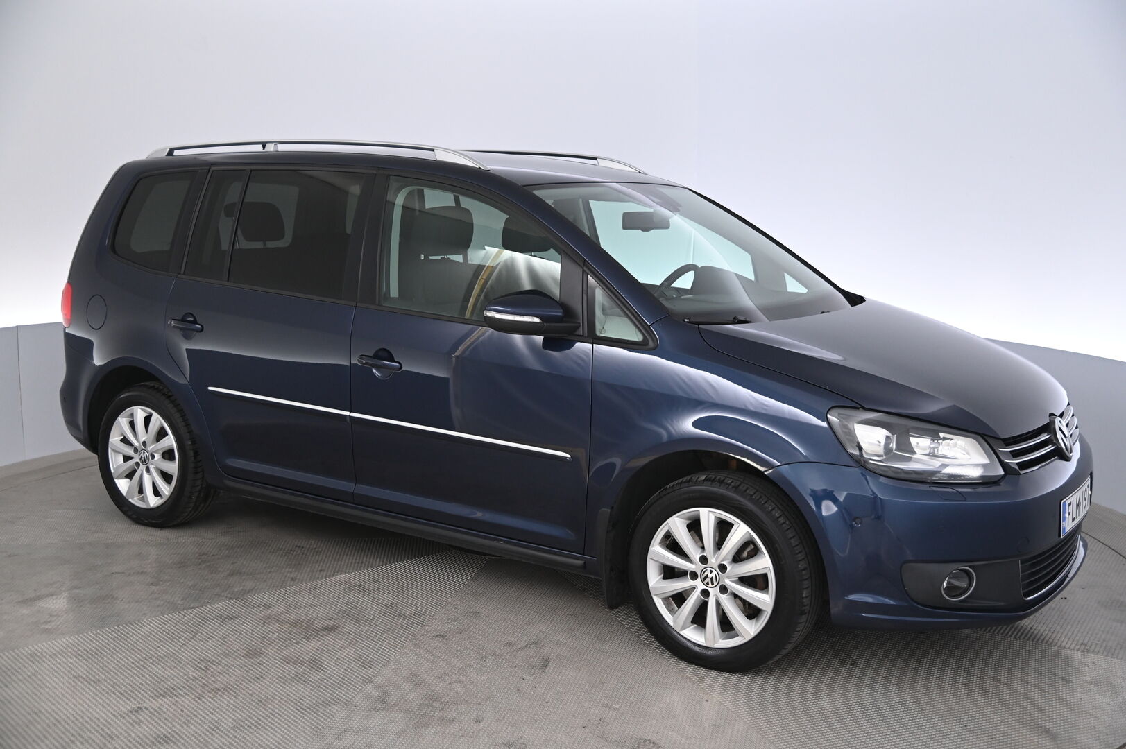 Volkswagen Touran 2014 Highline 2,0 TDI 103 kW (140 hv) BlueMotion Technology DSG-automaatti - Suomi-auto | Webasto | Koukku | Vakkari | Hyvin huollettu! | Uudet renkaat!