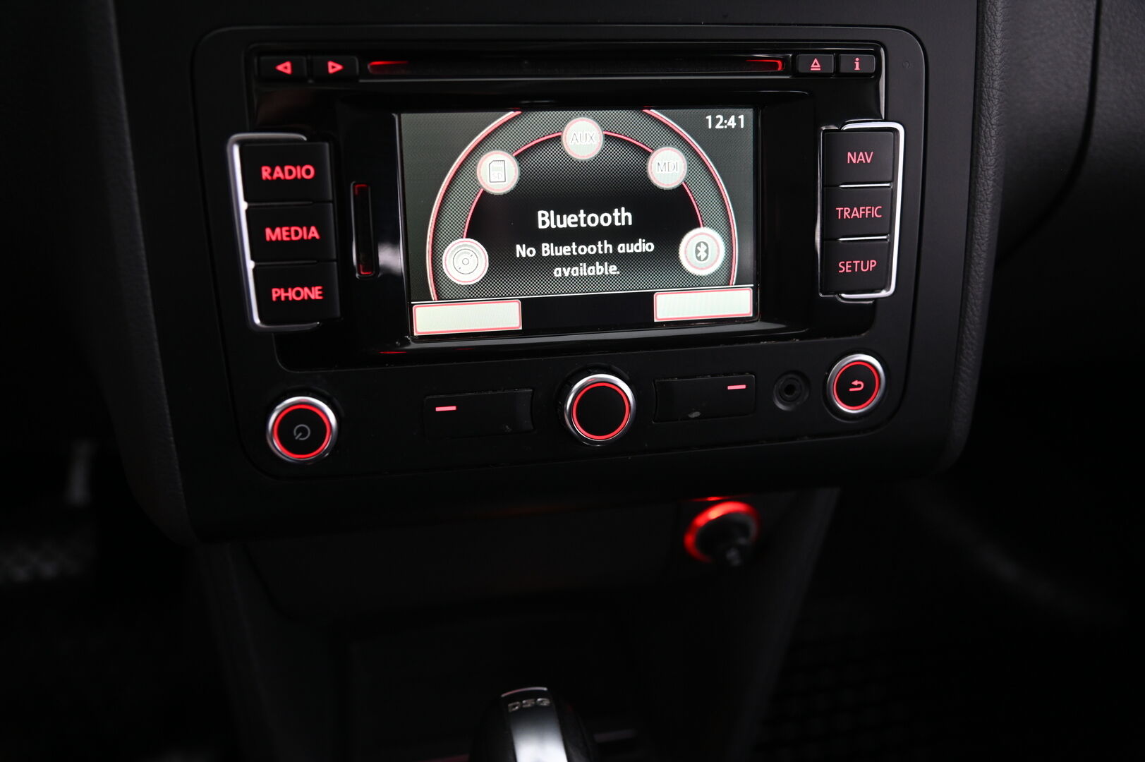 Volkswagen Touran 2014 Highline 2,0 TDI 103 kW (140 hv) BlueMotion Technology DSG-automaatti - Suomi-auto | Webasto | Koukku | Vakkari | Hyvin huollettu! | Uudet renkaat!