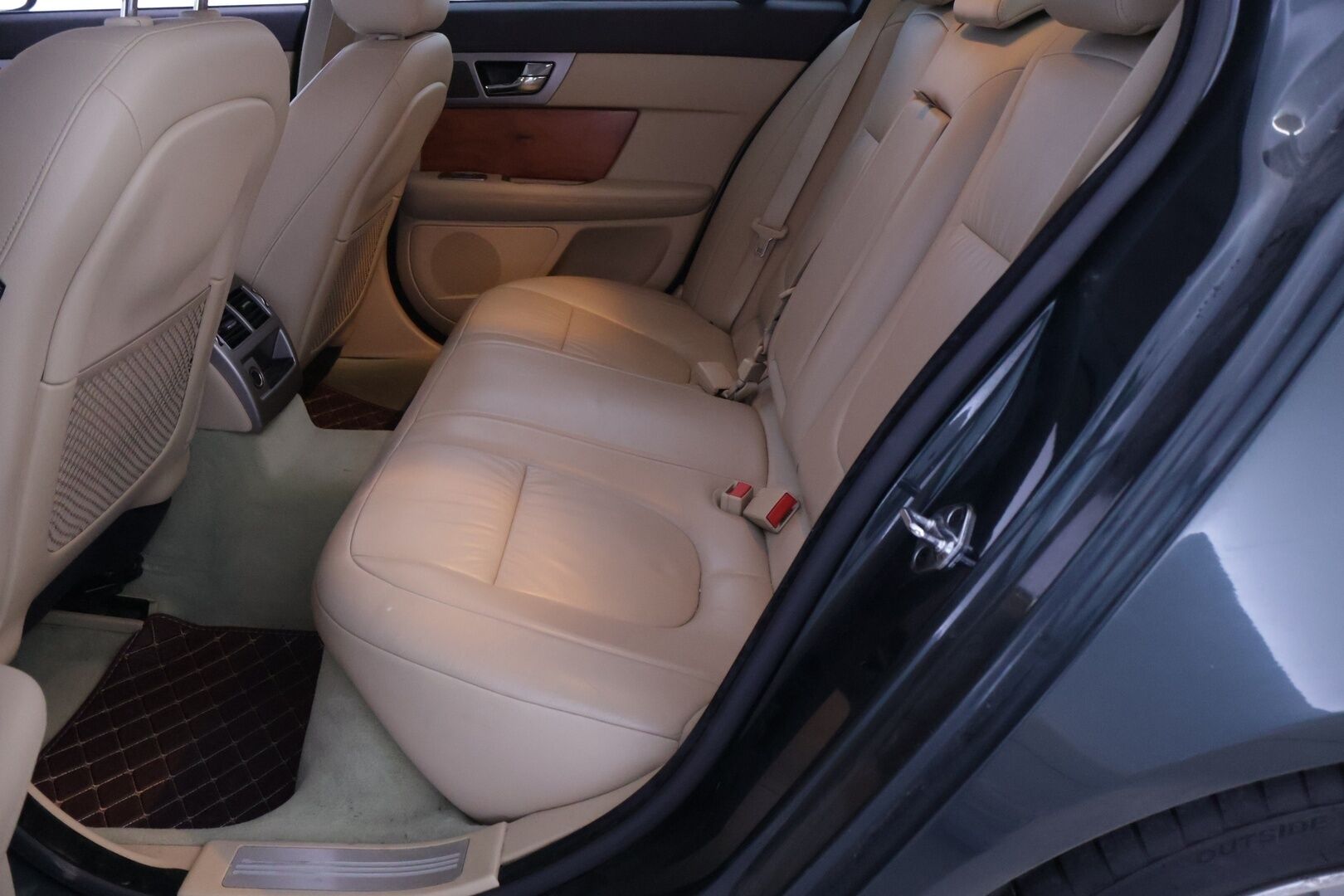 Jaguar XF 2011 3,0 D Luxury *Myydään huutokaupat.com* - Myydään huutokaupat.com