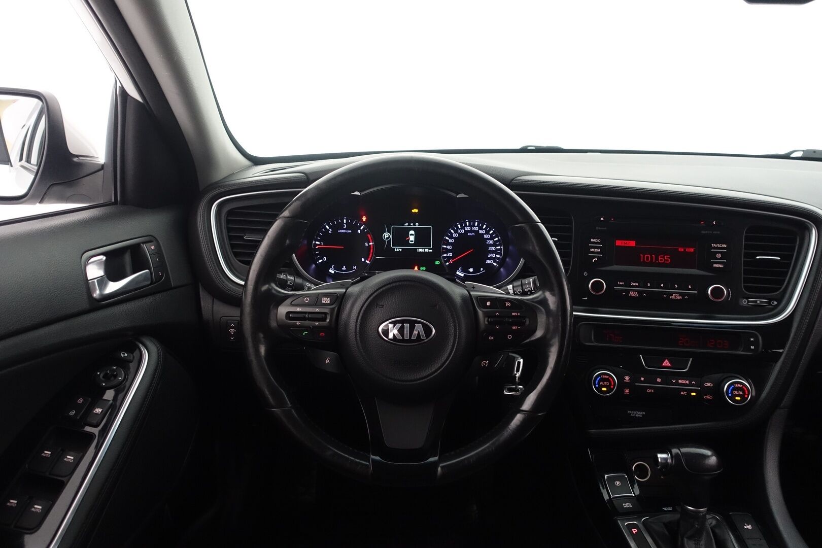 Kia Optima 2015 1,7 CRDi EX A/T - | Suomi-Auto | Sähköpenkki | Vakionopeudensäädin | Vetokoukku | Tutkat Eteen ja Taakse | Urheilullinen Alusta |