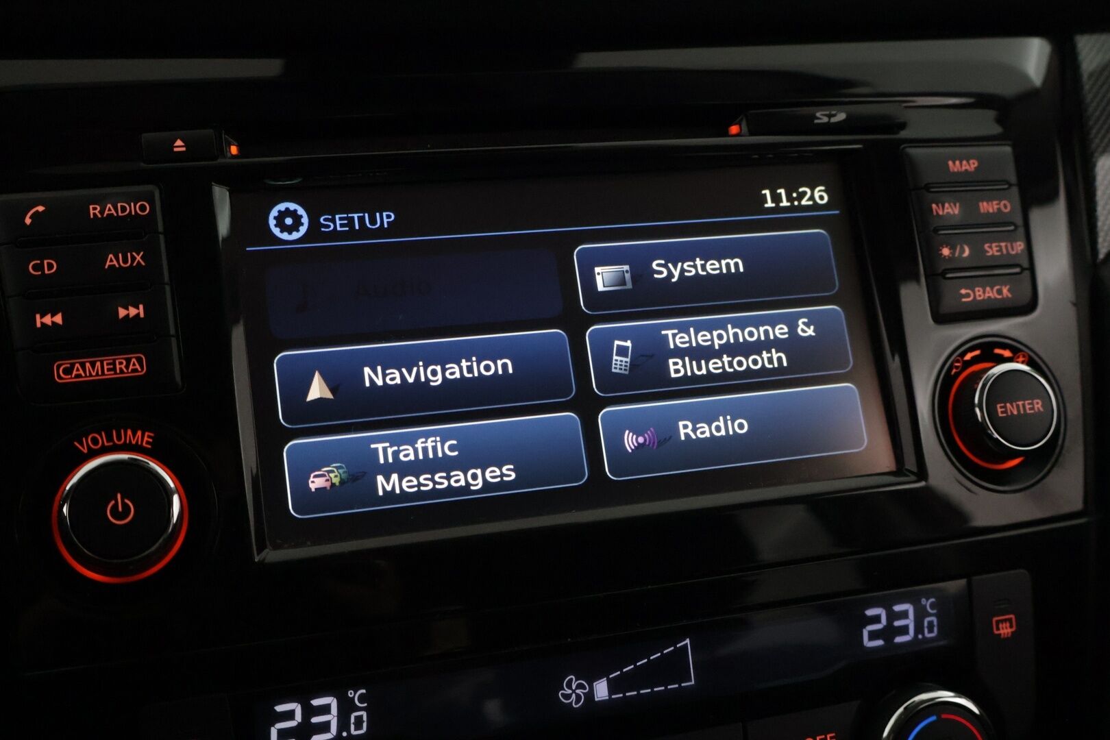 Nissan X-Trail 2015 dCi 130 Business 360 2WD Xtronic ** YritysOutlet - Myydään vain yrityksille - * 360 kamera / Koukku / P-tutkat / Navi / Blis *