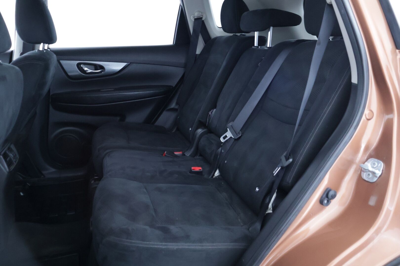 Nissan X-Trail 2015 dCi 130 Business 360 2WD Xtronic ** YritysOutlet - Myydään vain yrityksille - * 360 kamera / Koukku / P-tutkat / Navi / Blis *