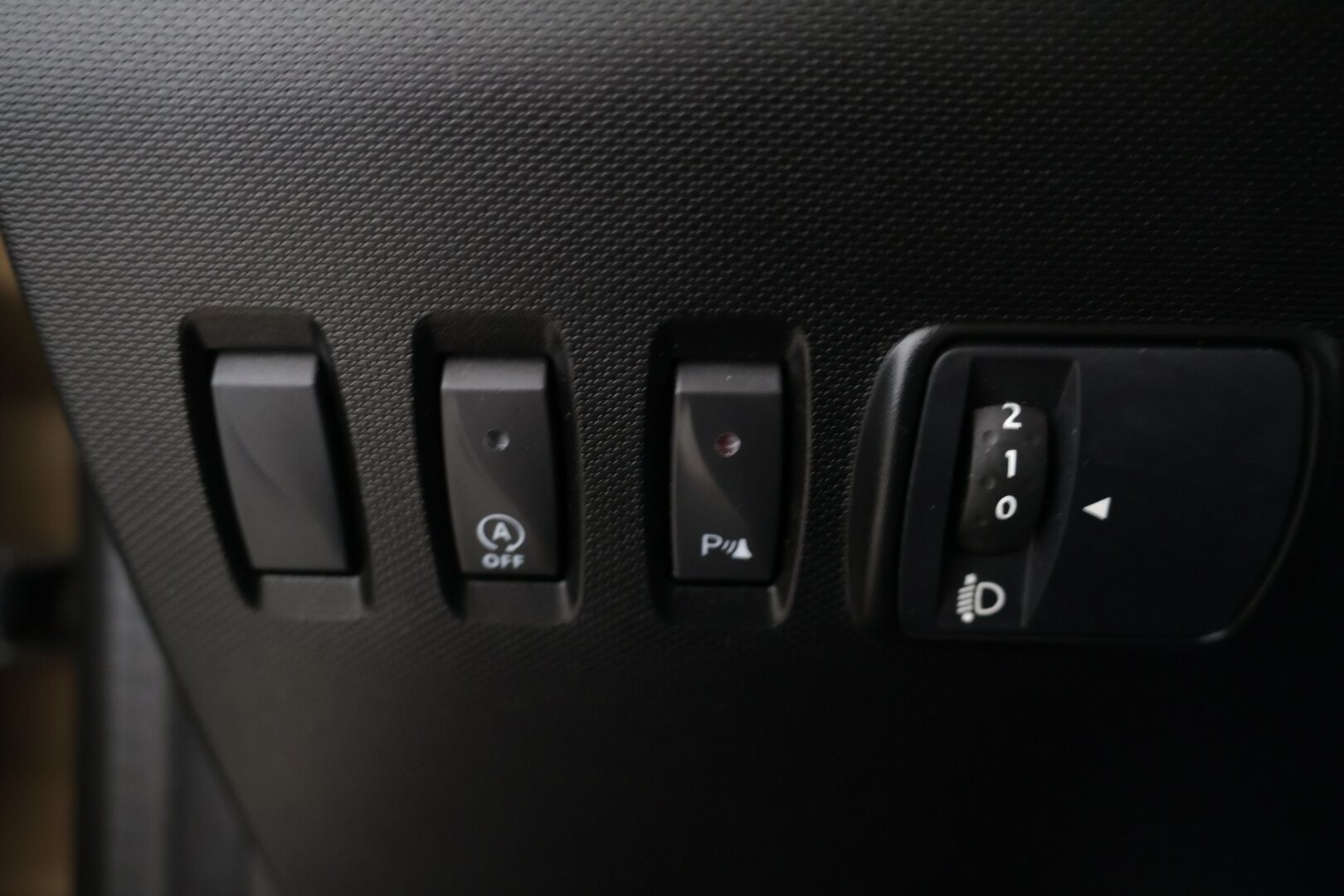 Renault Twingo 2015 SCe 70 S&S Soleil - Kattoluukku | Vakkari | Tutkat taakse |