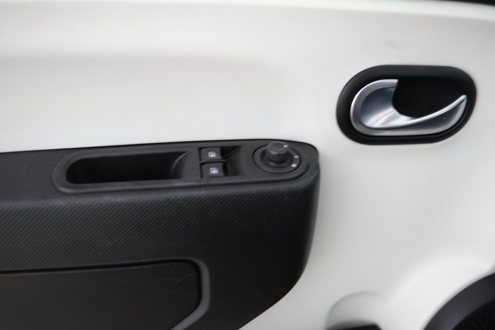 Renault Twingo 2015 SCe 70 S&S Soleil - Kattoluukku | Vakkari | Tutkat taakse |