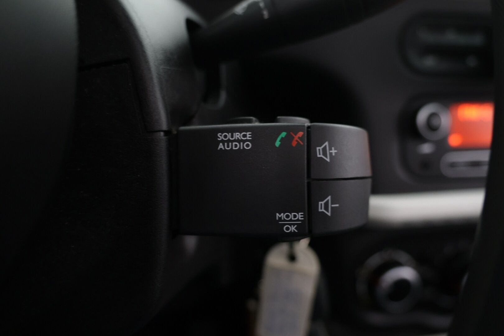 Renault Twingo 2015 SCe 70 S&S Soleil - Kattoluukku | Vakkari | Tutkat taakse |