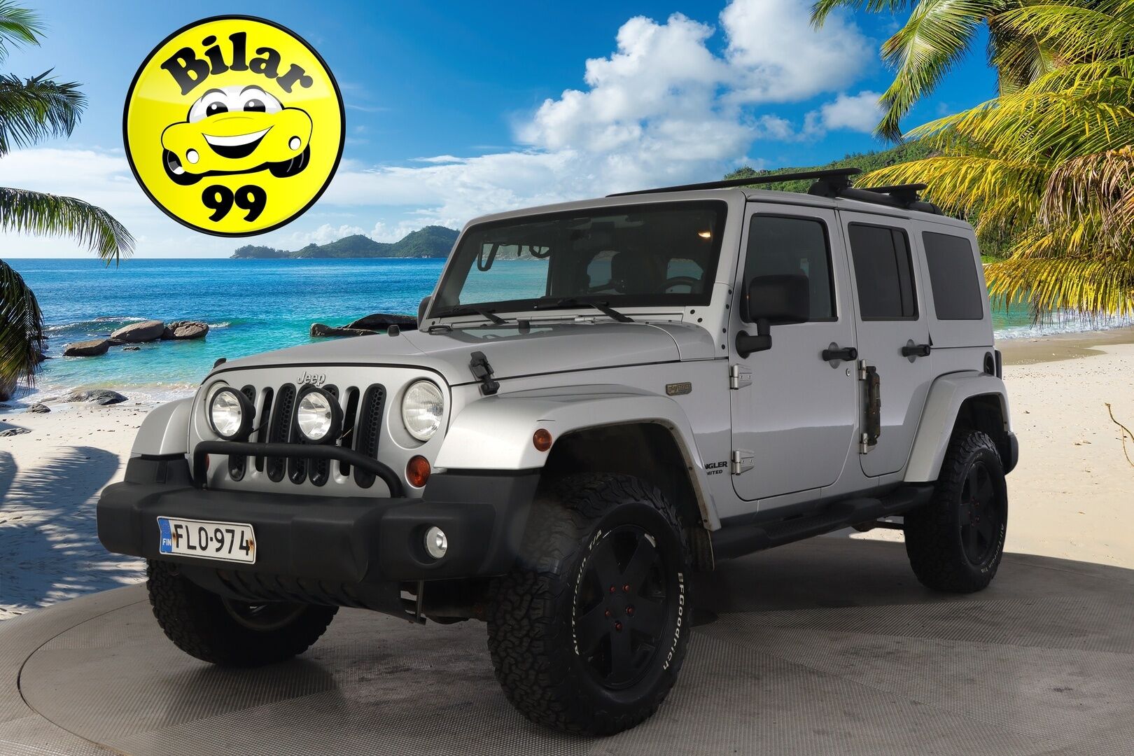 Jeep Wrangler 2012 Unlimited 2,8 CRD *Vetokoukku / Nahkasisusta / Vakkari / Infinity Premium Audio / Navi* - 3,99 % KORKOTARJOUS TÄHÄN AUTOON 31.8. ASTI! - Korotettu / Aito maastokuningas!*