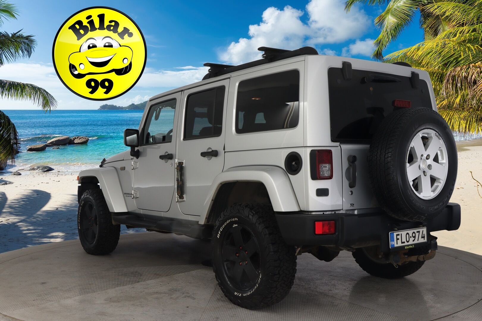 Jeep Wrangler 2012 Unlimited 2,8 CRD *Vetokoukku / Nahkasisusta / Vakkari / Infinity Premium Audio / Navi* - 3,99 % KORKOTARJOUS TÄHÄN AUTOON 31.8. ASTI! - Korotettu / Aito maastokuningas!*