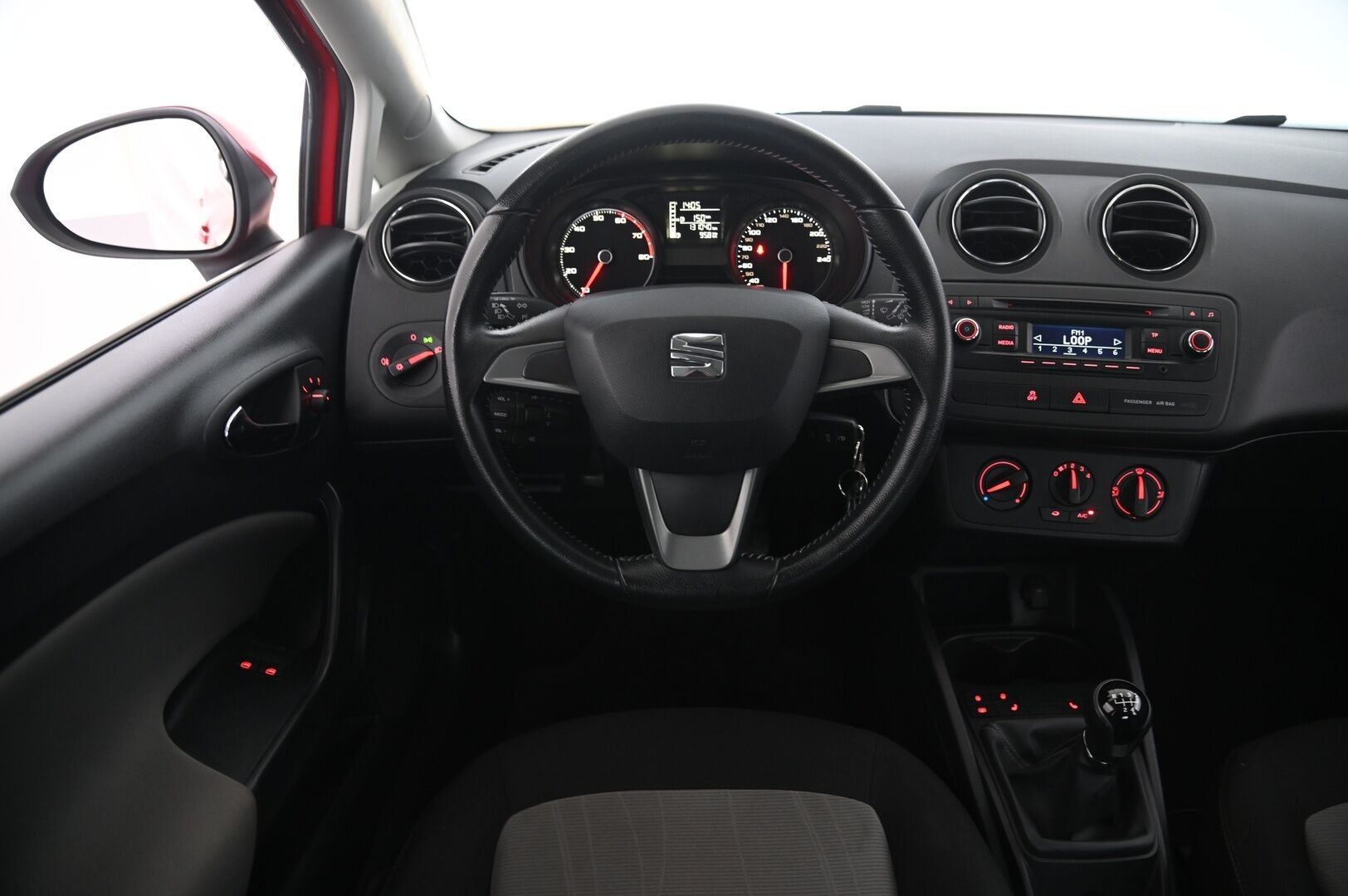 Seat Ibiza 2015 1,2 TSI 85 Style - Suomi-auto | Vakionopeudensäädin | Ilmastointi | 2xrenkaat vanteilla