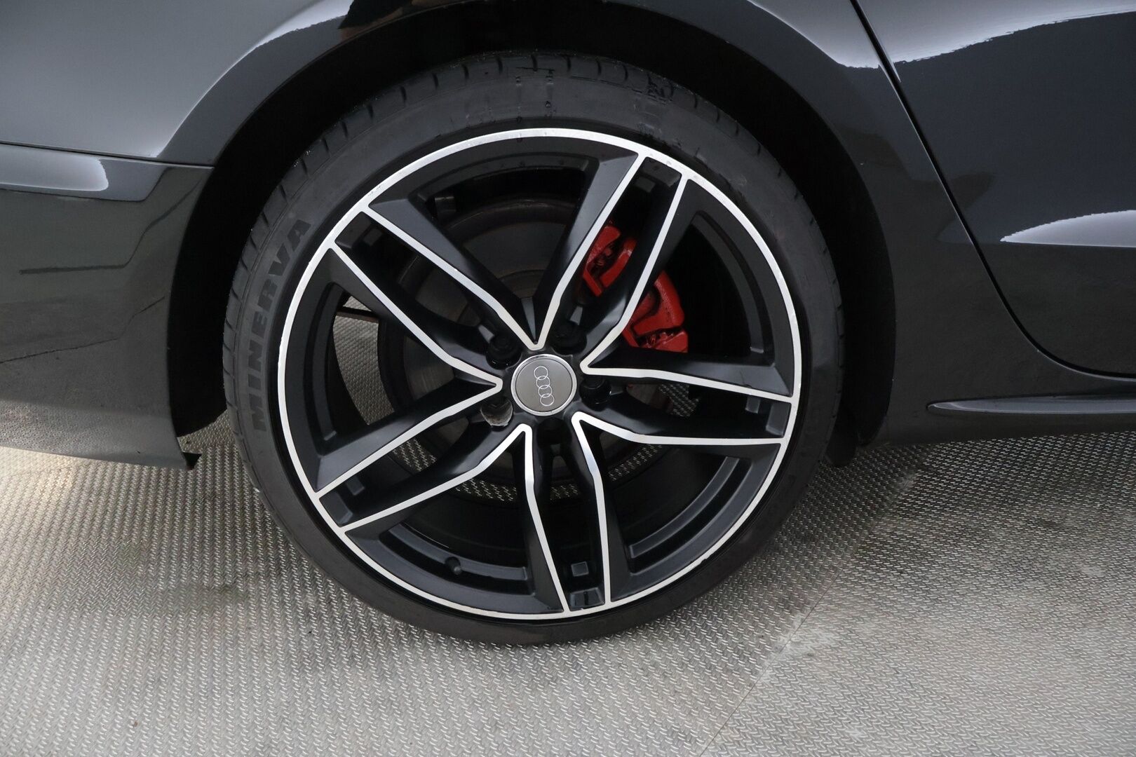 Audi A5 2015 Sportback Land of quattro Edition 2,0 TDI 140 kW quattro S tronic * S-line ulko / Parkkitutka / Lohko + sisä / Suomi-auto * - Hyvä huoltohistoria / Upea maalipinta / Renkaat ok! *