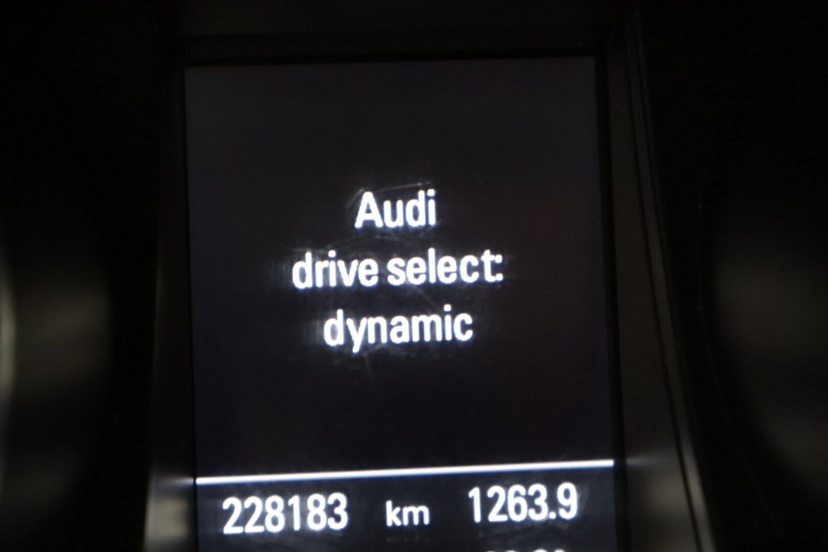 Audi A5 2015 Sportback Land of quattro Edition 2,0 TDI 140 kW quattro S tronic * S-line ulko / Parkkitutka / Lohko + sisä / Suomi-auto * - Hyvä huoltohistoria / Upea maalipinta / Renkaat ok! *