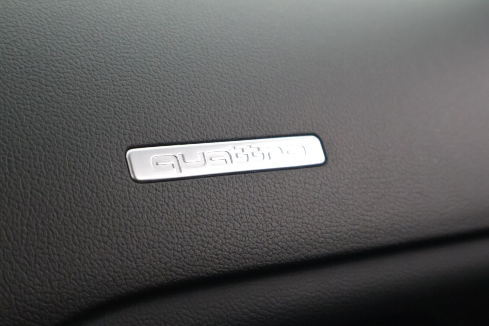 Audi A5 2015 Sportback Land of quattro Edition 2,0 TDI 140 kW quattro S tronic * S-line ulko / Parkkitutka / Lohko + sisä / Suomi-auto * - Hyvä huoltohistoria / Upea maalipinta / Renkaat ok! *