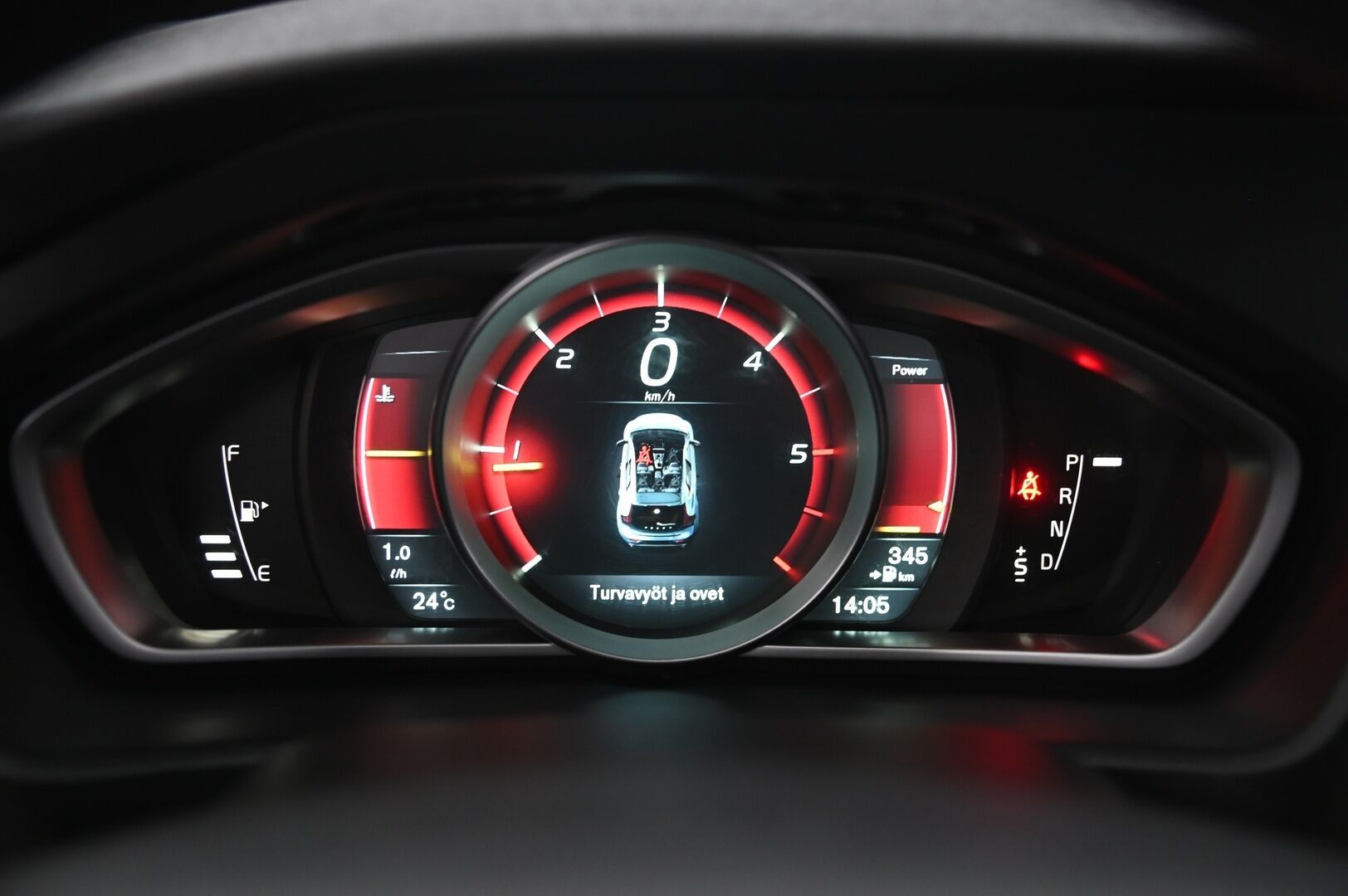 Volvo V40 2015 D2 Ocean Race Business aut - Suomi-auto | Webasto | Tutka takana | Vakkari | BT | 2x renkaat&alumiinivanteet