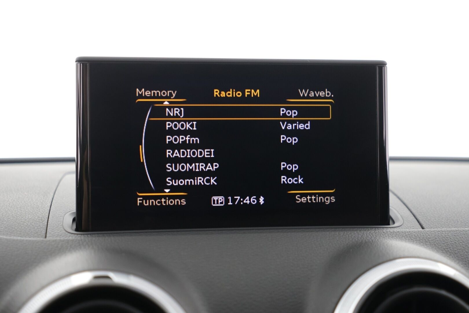 Audi A3 2015 Sedan Business Sport 1,4 TFSI 92 kW S tronic */ Suomi-auto / Vakkari / Xenon* - Hyvin pidetty / Juuri katsastettu / Suomi-auto!