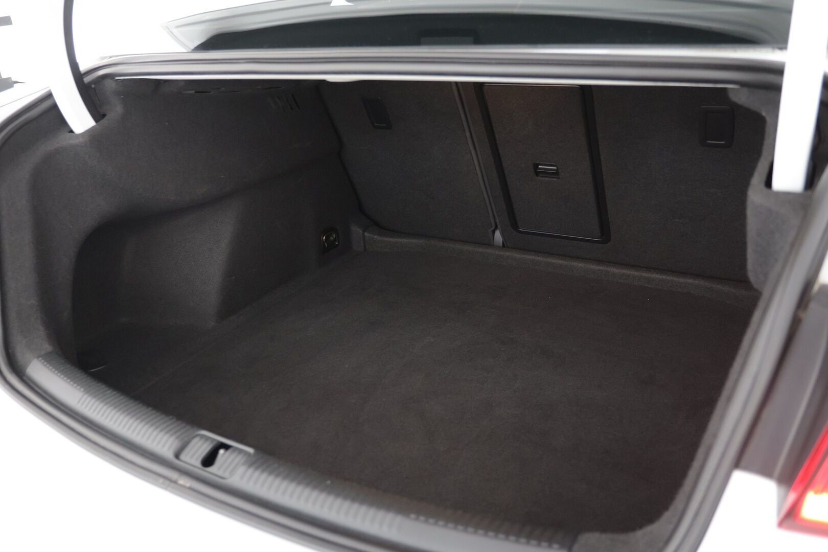 Audi A3 2015 Sedan Business Sport 1,4 TFSI 92 kW S tronic */ Suomi-auto / Vakkari / Xenon* - Hyvin pidetty / Juuri katsastettu / Suomi-auto!