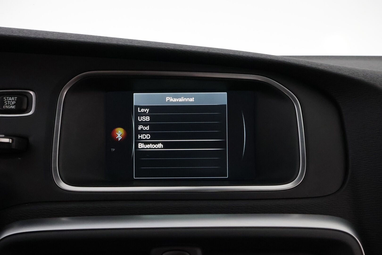 Volvo V40 2015 D2 Business aut * Webasto / High Perf Audio / Digimittari / Xenon / Peruutustutka / Vakkari - Suomiauto / Ei Adblue järjestelmää / Juuri saapunut Tampereelle! - HULLUT AVAJAISHULINAT KORKOTARJOUS 3,29 %