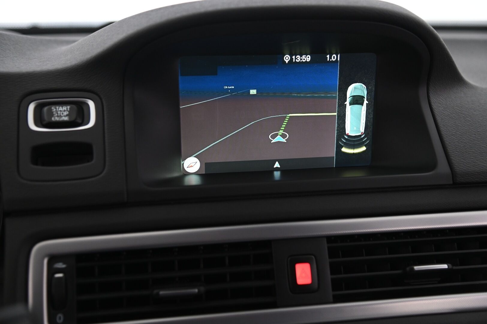 Volvo V70 2015 D4 Classic Business aut * Webasto / Koukku / Suomi-auto / Muistipenkki / Nahkasisusta / Vakkari * - S-luukku / Bluetooth / Digimittaristo / P.tutka - HULLU BLACKWEEK KORKOTARJOUS 2,49%