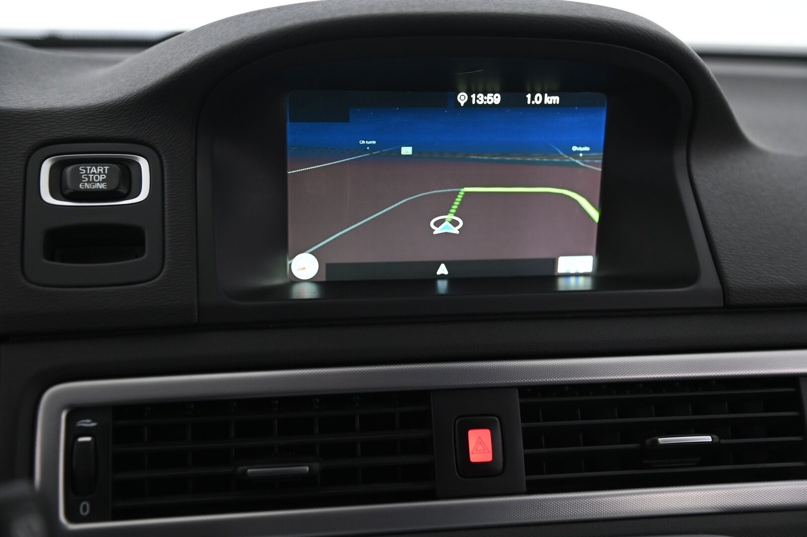 Volvo V70 2015 D4 Classic Business aut * Webasto / Koukku / Suomi-auto / Muistipenkki / Nahkasisusta / Vakkari * - S-luukku / Bluetooth / Digimittaristo / P.tutka - HULLU BLACKWEEK KORKOTARJOUS 2,49%