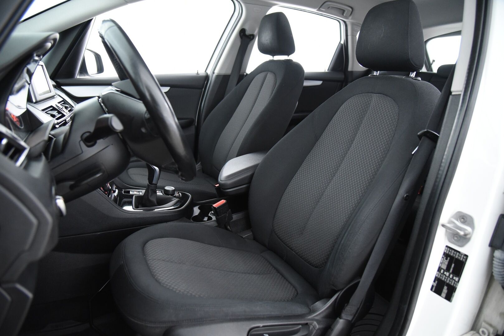 BMW 216 2015 F45 Active Tourer 216d Business / Suomi-auto / Vakkari / P. Tutka / LED / KeylessGo / Bluetooth /