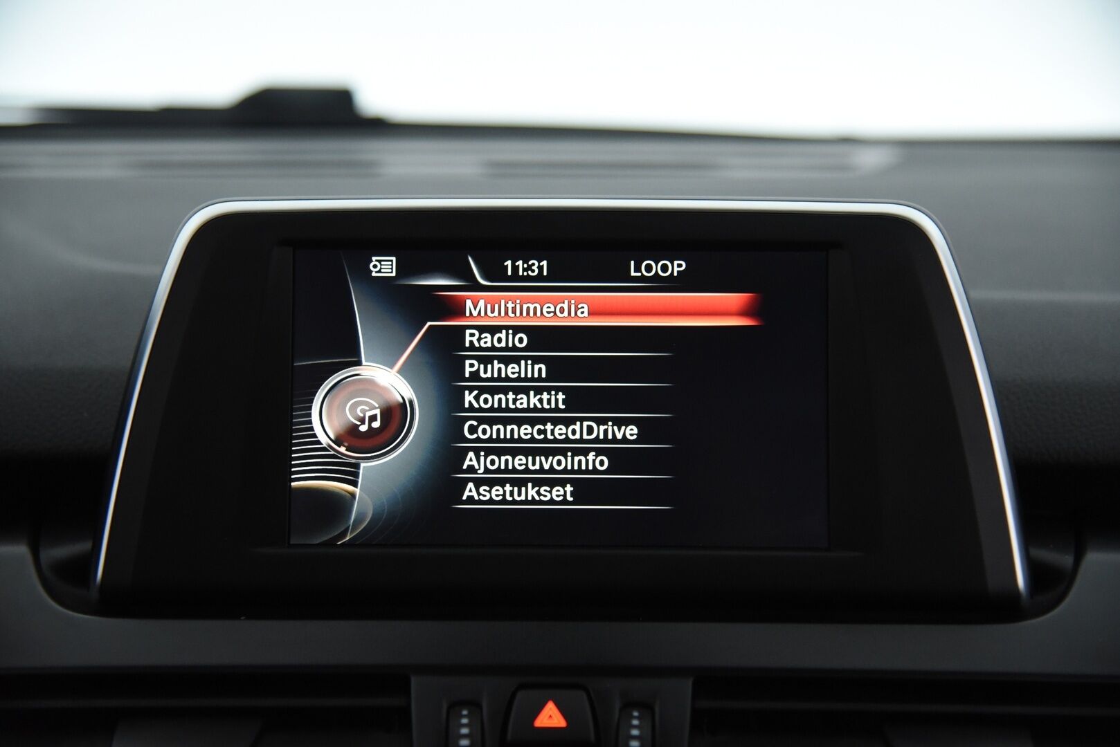 BMW 216 2015 F45 Active Tourer 216d Business / Suomi-auto / Vakkari / P. Tutka / LED / KeylessGo / Bluetooth /